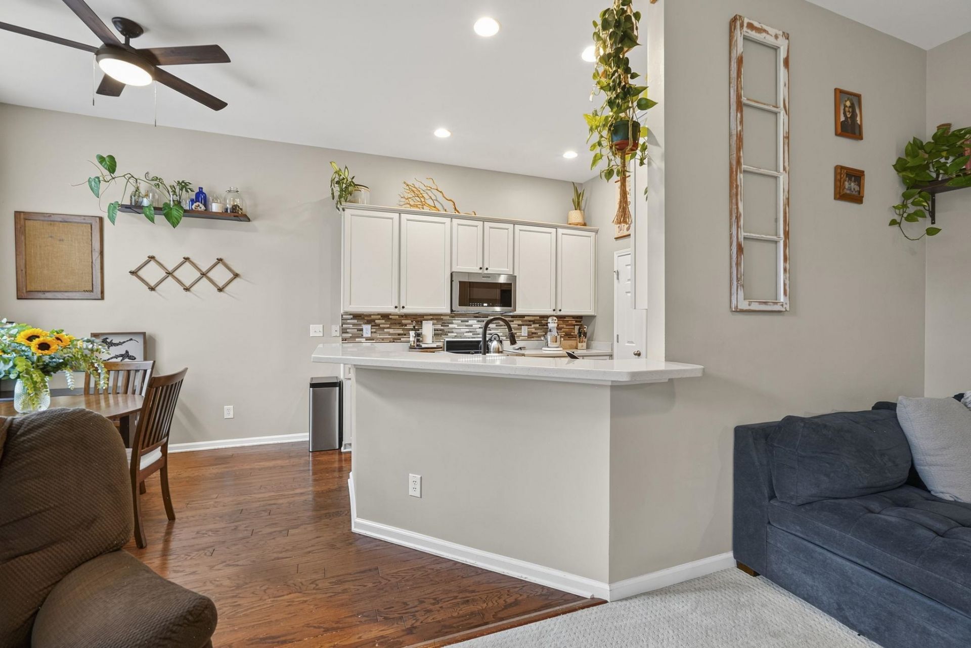 348 Esher Ct.  Photo 15