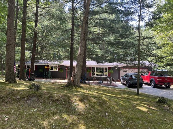 9675 Pere Marquette Drive, Stanwood, MI 49346