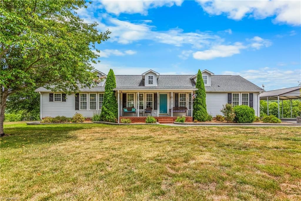 3868 Running Cedar Lane, Hamptonville, NC 27020 Main Photo