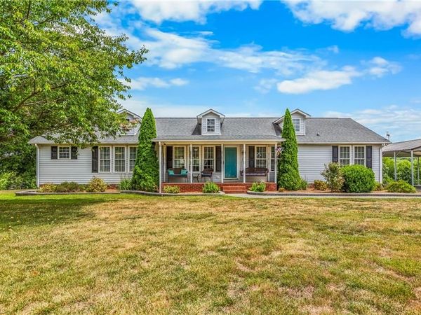 3868 Running Cedar Lane, Hamptonville, NC 27020