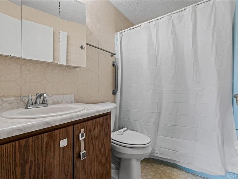 6110 Moss Hill Court, Huber Heights, OH 45424 Photo 27