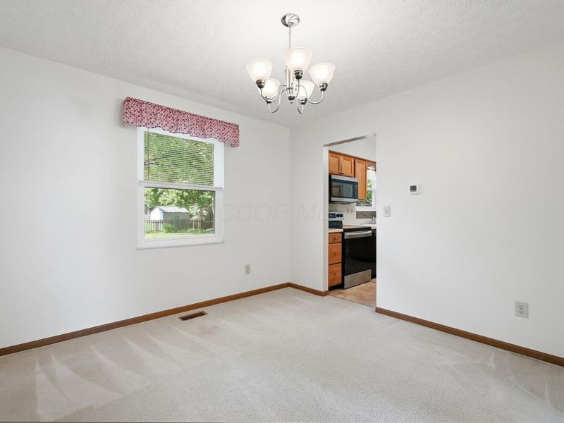 658 Lynnfield Drive, Westerville, OH 43081 Photo 6