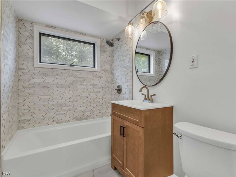 2233 E 93rd Street , Cleveland, OH 44106 Photo 21