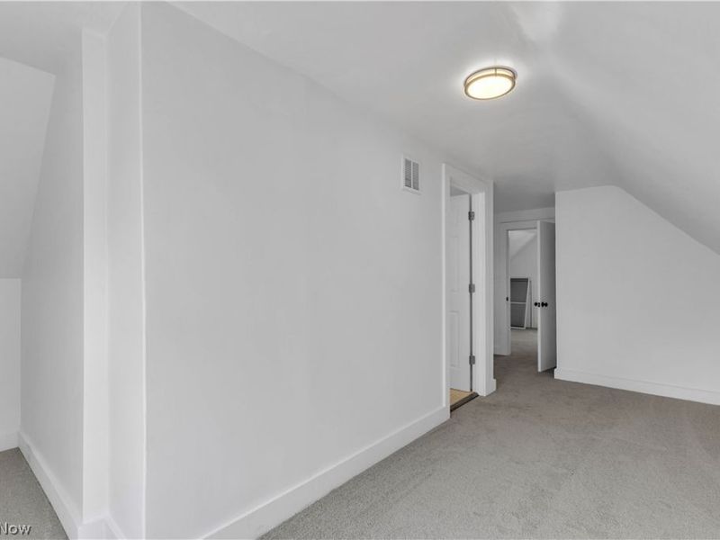 2233 E 93rd Street , Cleveland, OH 44106 Photo 27