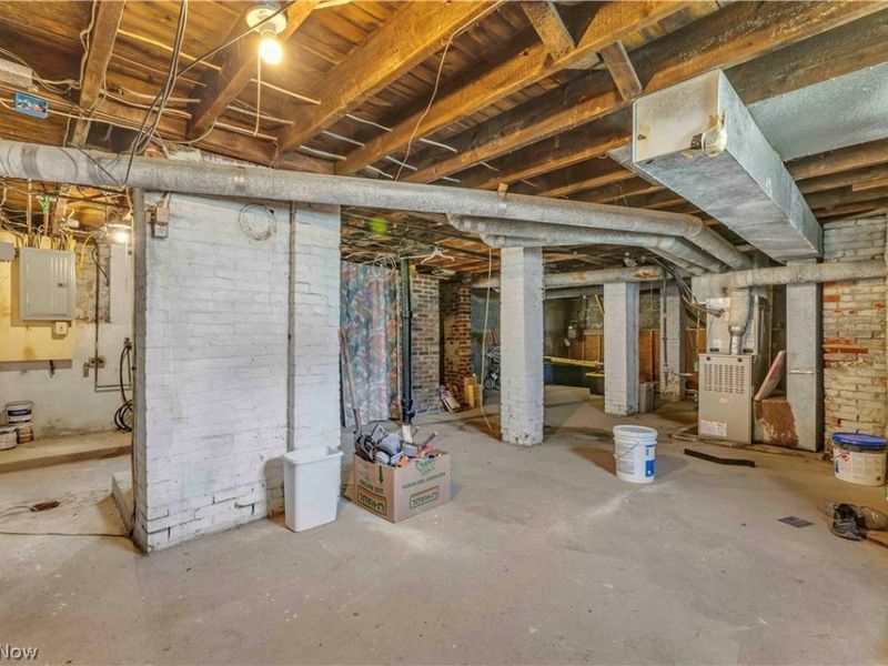 2233 E 93rd Street , Cleveland, OH 44106 Photo 31