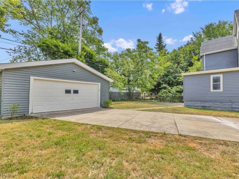 2233 E 93rd Street , Cleveland, OH 44106 Photo 38