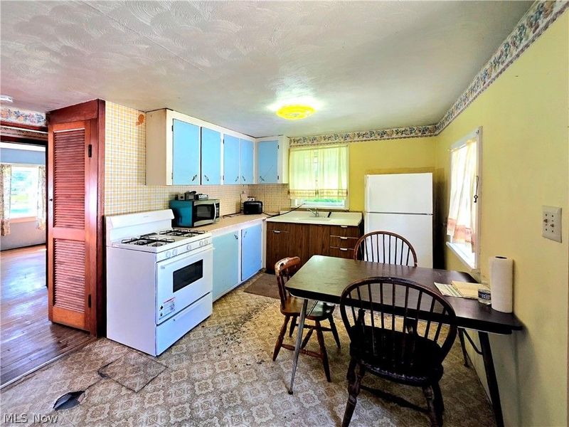 4141 Dunton Road , Lorain, OH 44055 Photo 4