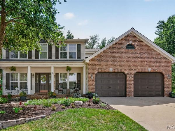 7 Stansbury Way, St Peters, MO 63376