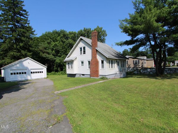 1534 Columbia Turnpike, Castleton, NY 12033