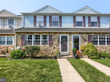 478 DEVON COURT, Unit 449, DOWNINGTOWN, PA 19335
