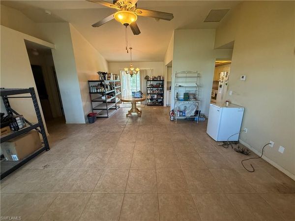 827 NE 17th TER , CAPE CORAL, FL 33909