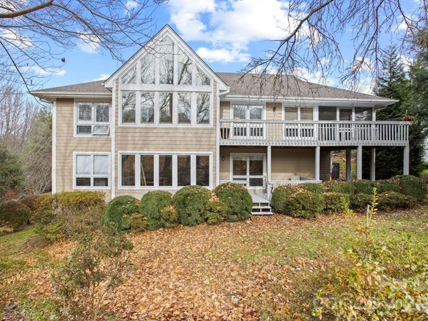 122 Broadmoor Drive, Flat Rock, NC 28731