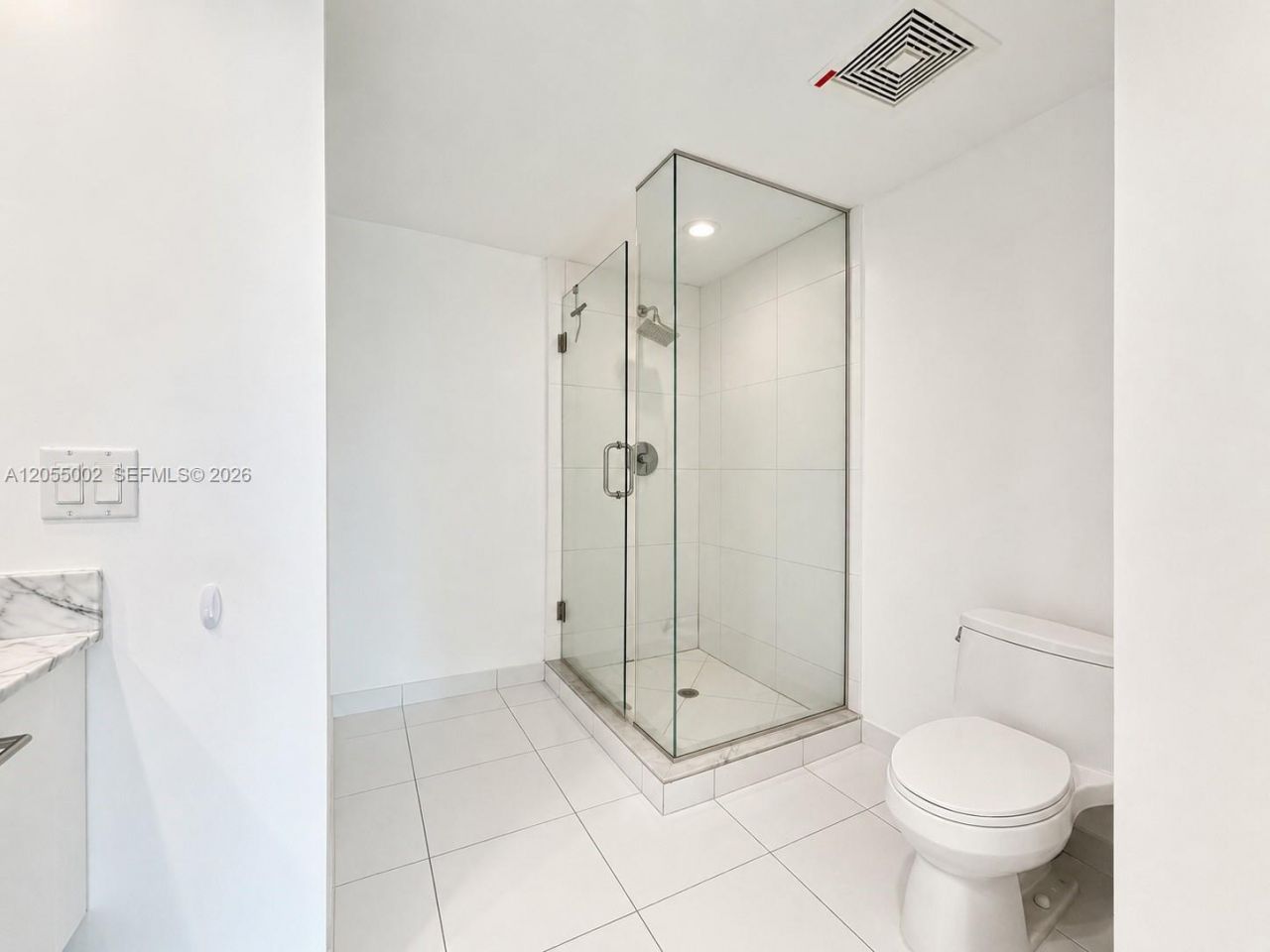 500 Brickell Ave, Unit 1805, Miami, FL 33131 Photo