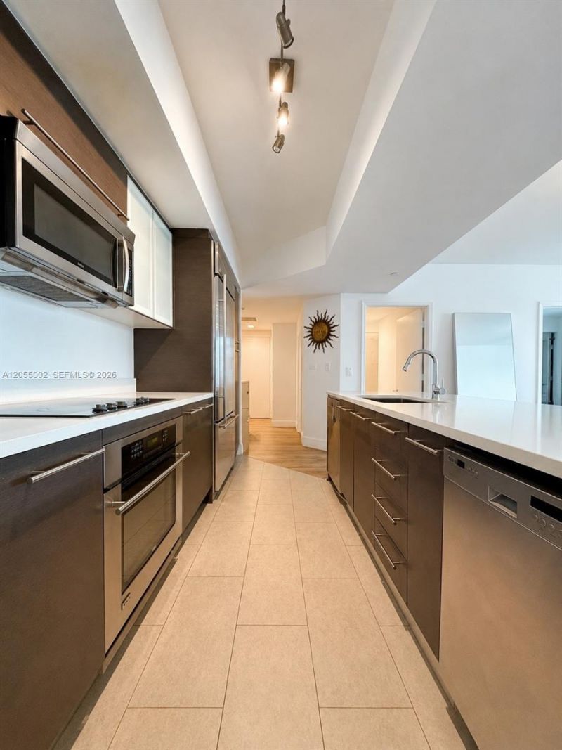 500 Brickell Ave, Unit 1805, Miami, FL 33131 Photo
