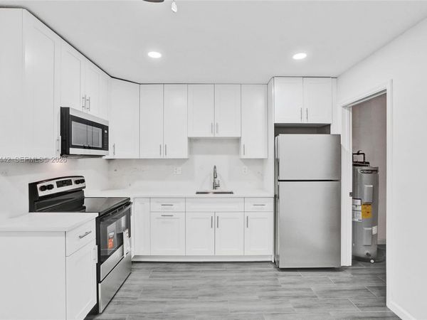 5900 NW 19th St , Unit A, Sunrise, FL 33313
