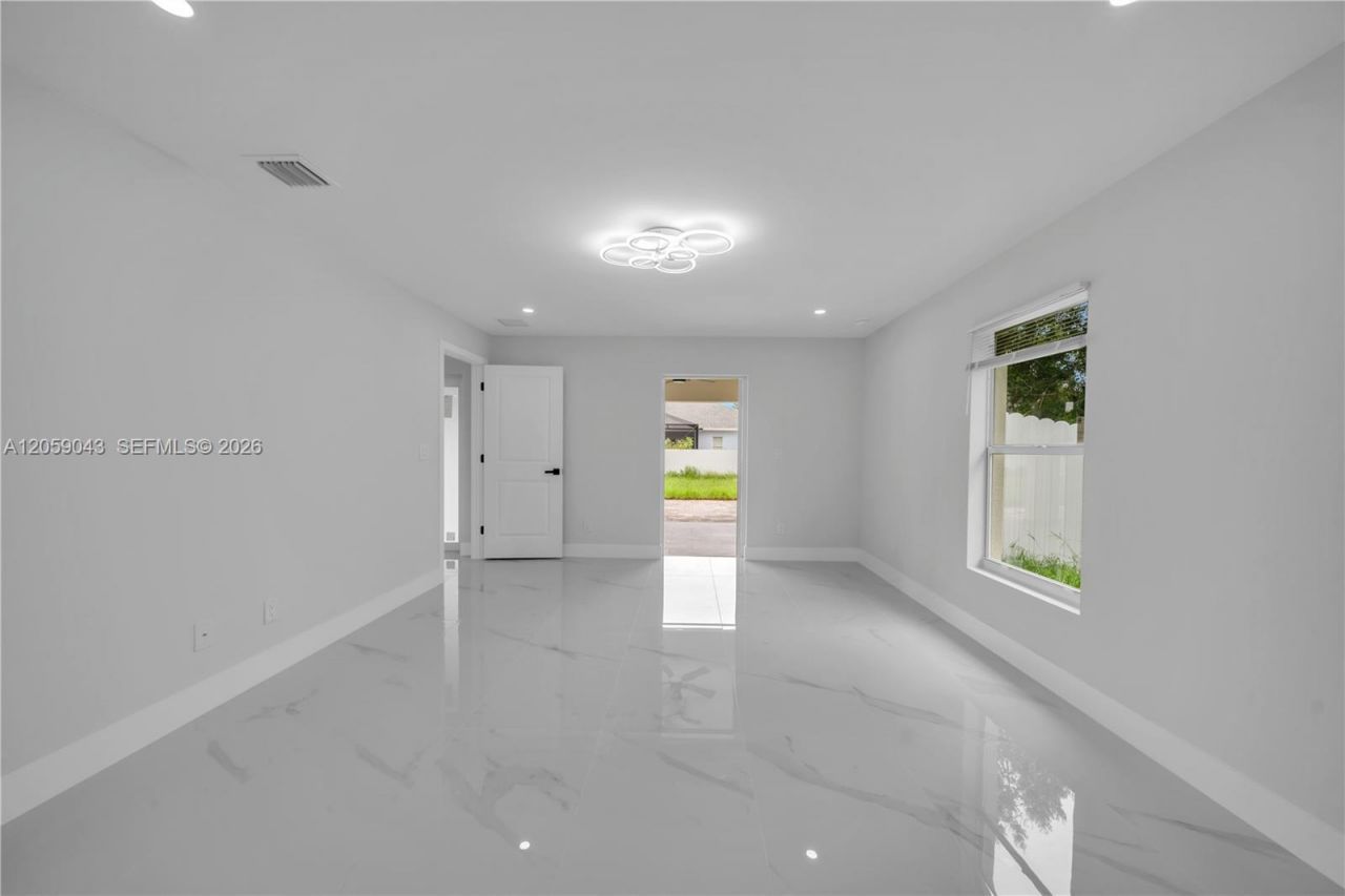718 Frontenac , , FL 33974 Photo