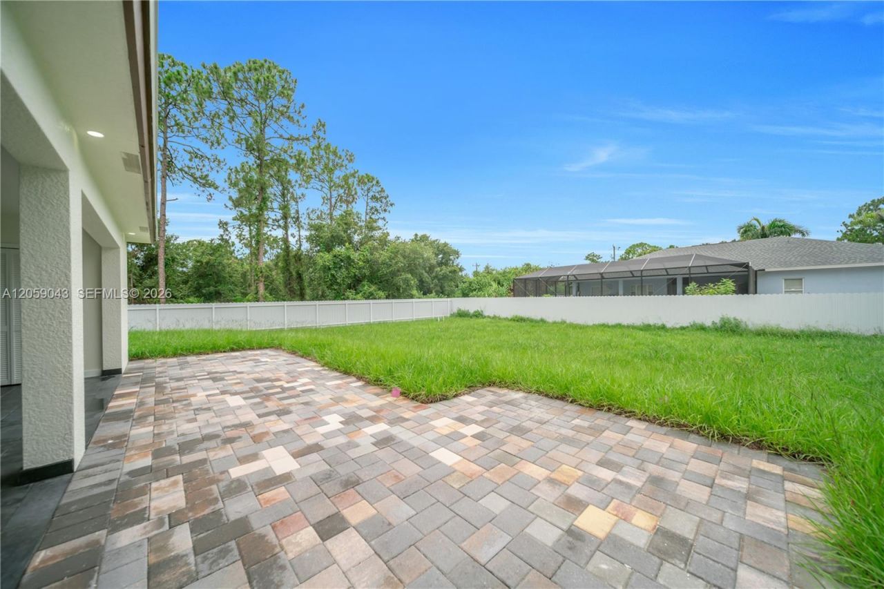 718 Frontenac , , FL 33974 Photo
