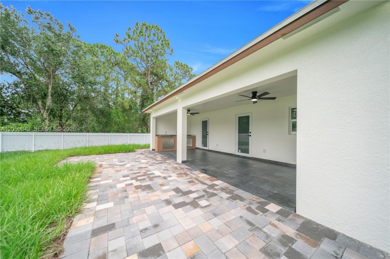 718 Frontenac , , FL 33974 Photo
