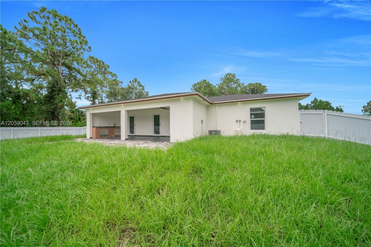 718 Frontenac , , FL 33974 Photo