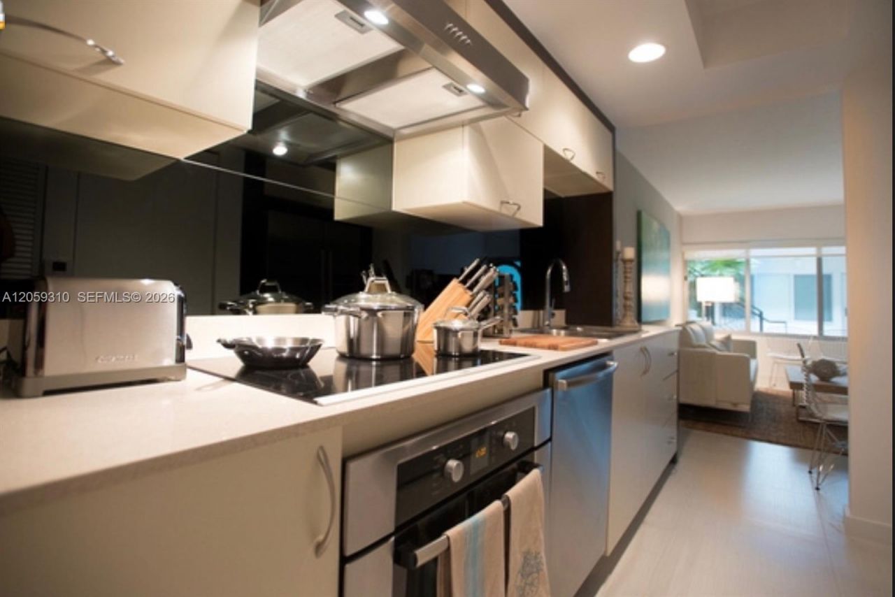 2130 Park Ave , Unit 6, Miami Beach, FL 33139 Photo