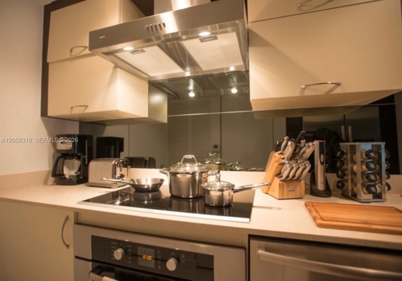 2130 Park Ave , Unit 6, Miami Beach, FL 33139 Photo