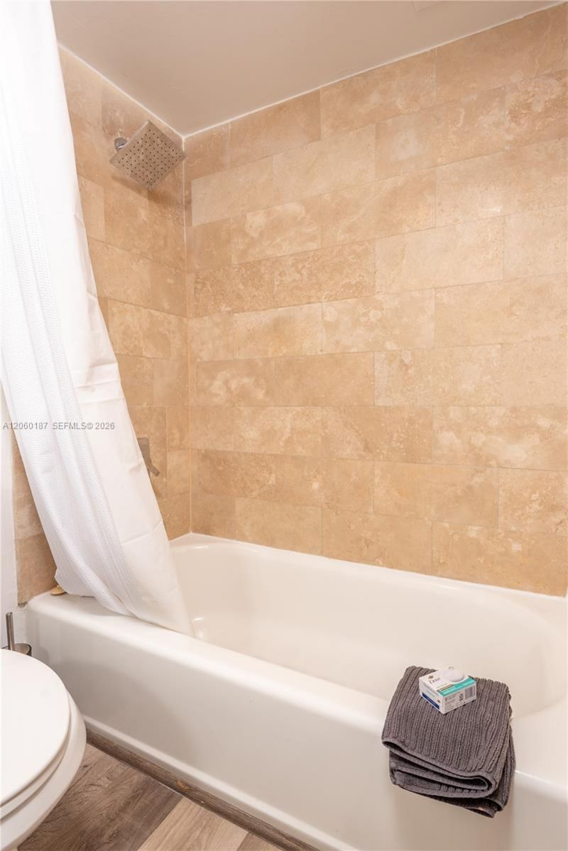 8888 Collins Ave , Unit 212, Surfside, FL 33154 Photo