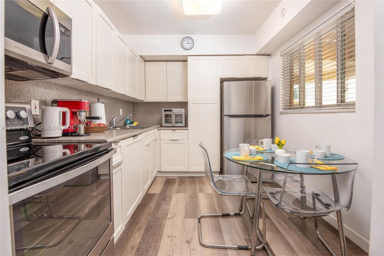 8888 Collins Ave , Unit 212, Surfside, FL 33154 Photo