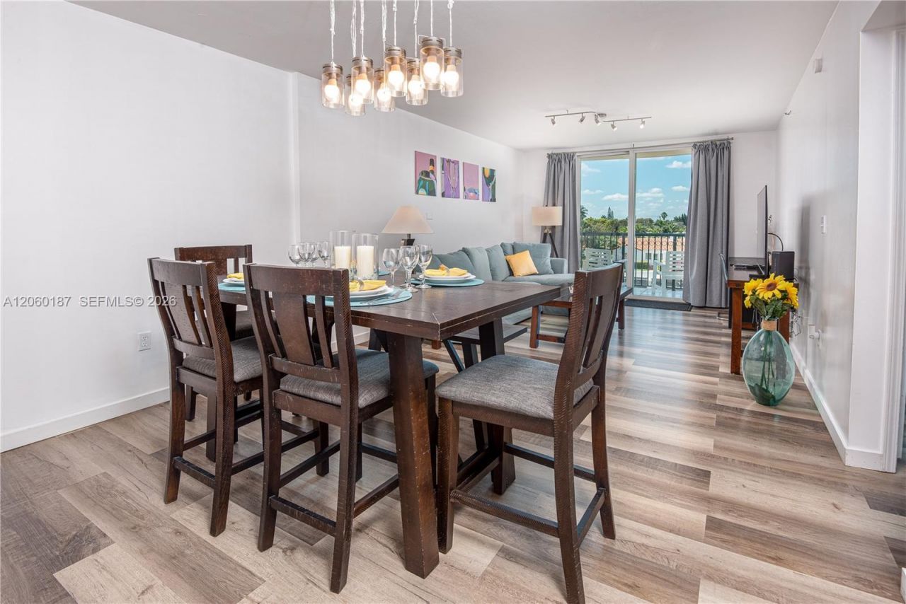8888 Collins Ave , Unit 212, Surfside, FL 33154 Photo