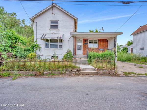 1020 Farber Court, Scranton, PA 18510