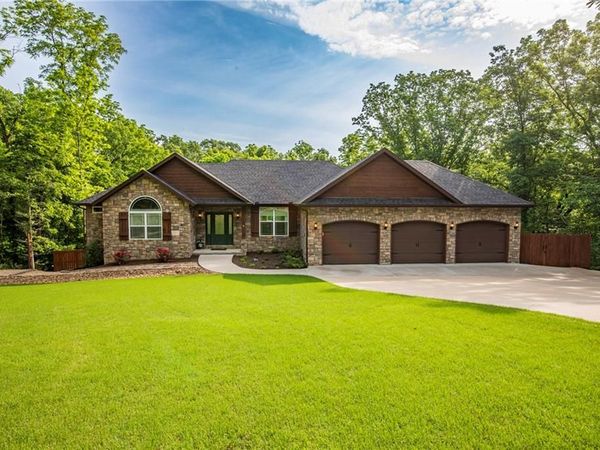 26 Crosshill Circle , Bella Vista, AR 72715