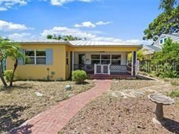 144 30TH AVENUE N, ST PETERSBURG, FL 33704