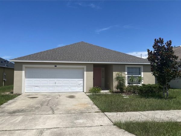 135 STEWART LAKE LOOP , GROVELAND, FL 34736