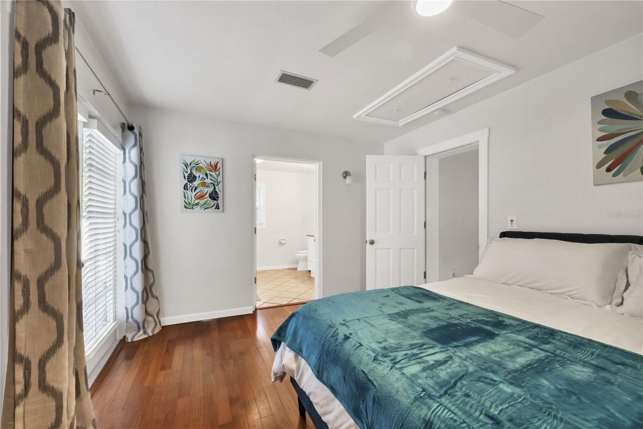 2469 Waldemere Street , Sarasota, FL 34239 Photo