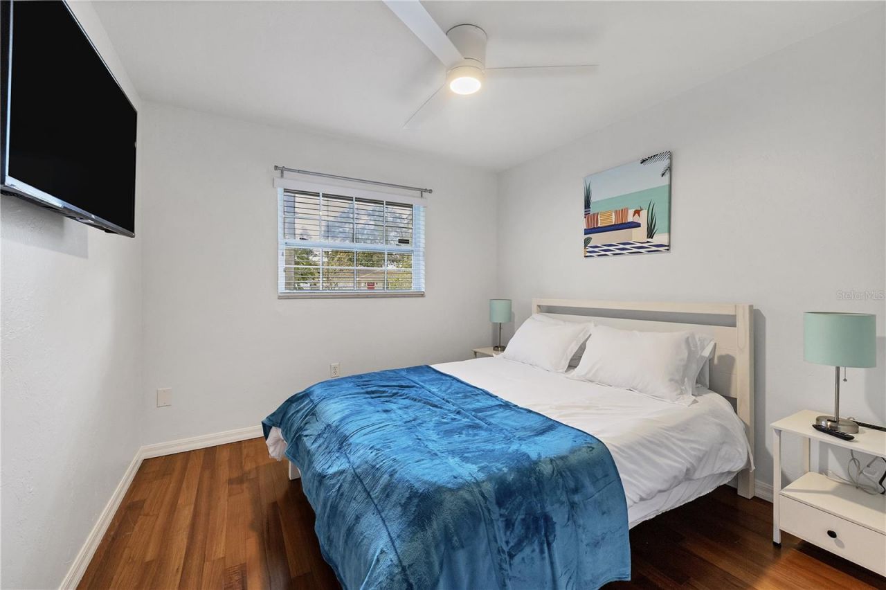2469 Waldemere Street , Sarasota, FL 34239 Photo