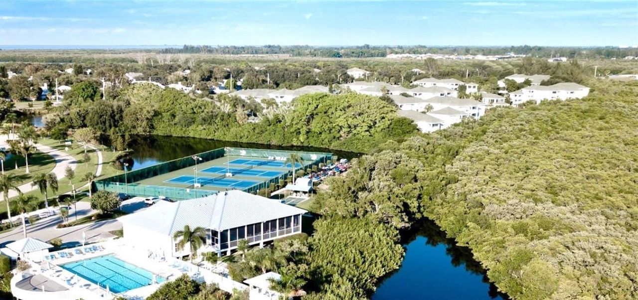 1005 Pelican Court, Bradenton, FL 34209 Photo