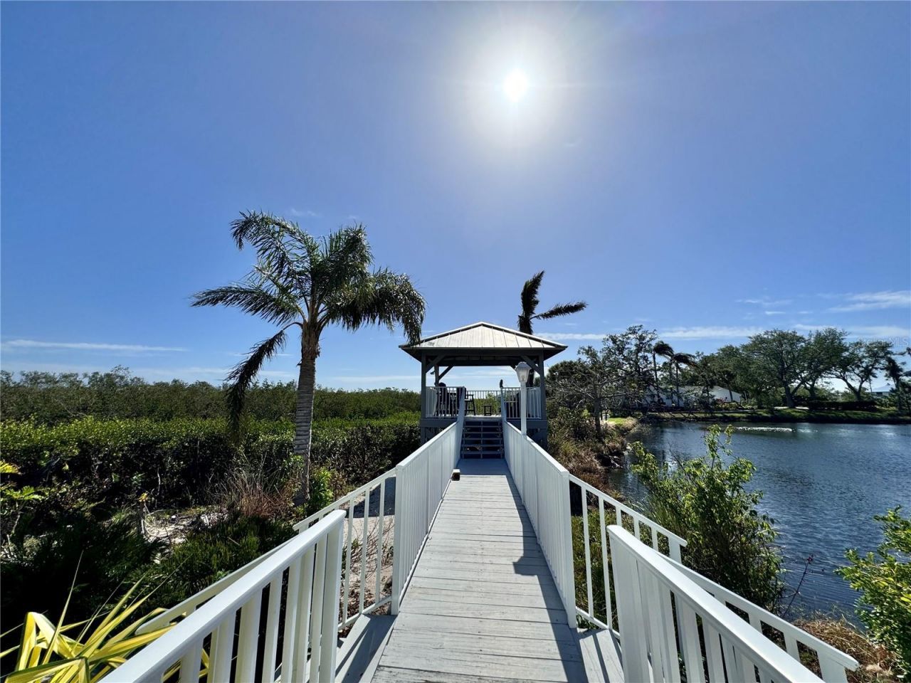 1005 Pelican Court, Bradenton, FL 34209 Photo