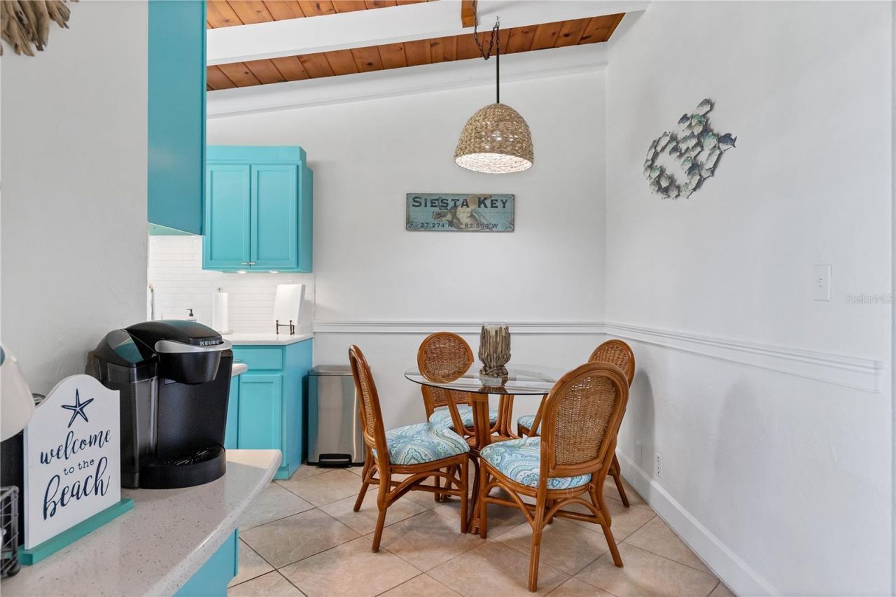 6006 Midnight Pass Road , Unit 16, Sarasota, FL 34242 Photo