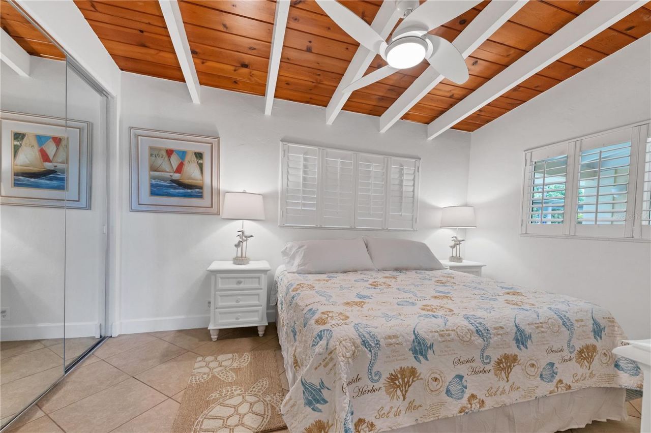 6006 Midnight Pass Road , Unit 16, Sarasota, FL 34242 Photo