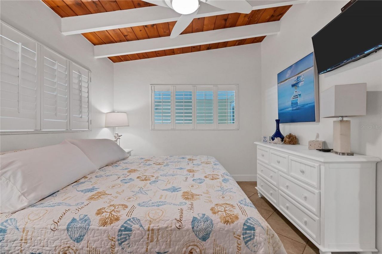 6006 Midnight Pass Road , Unit 16, Sarasota, FL 34242 Photo