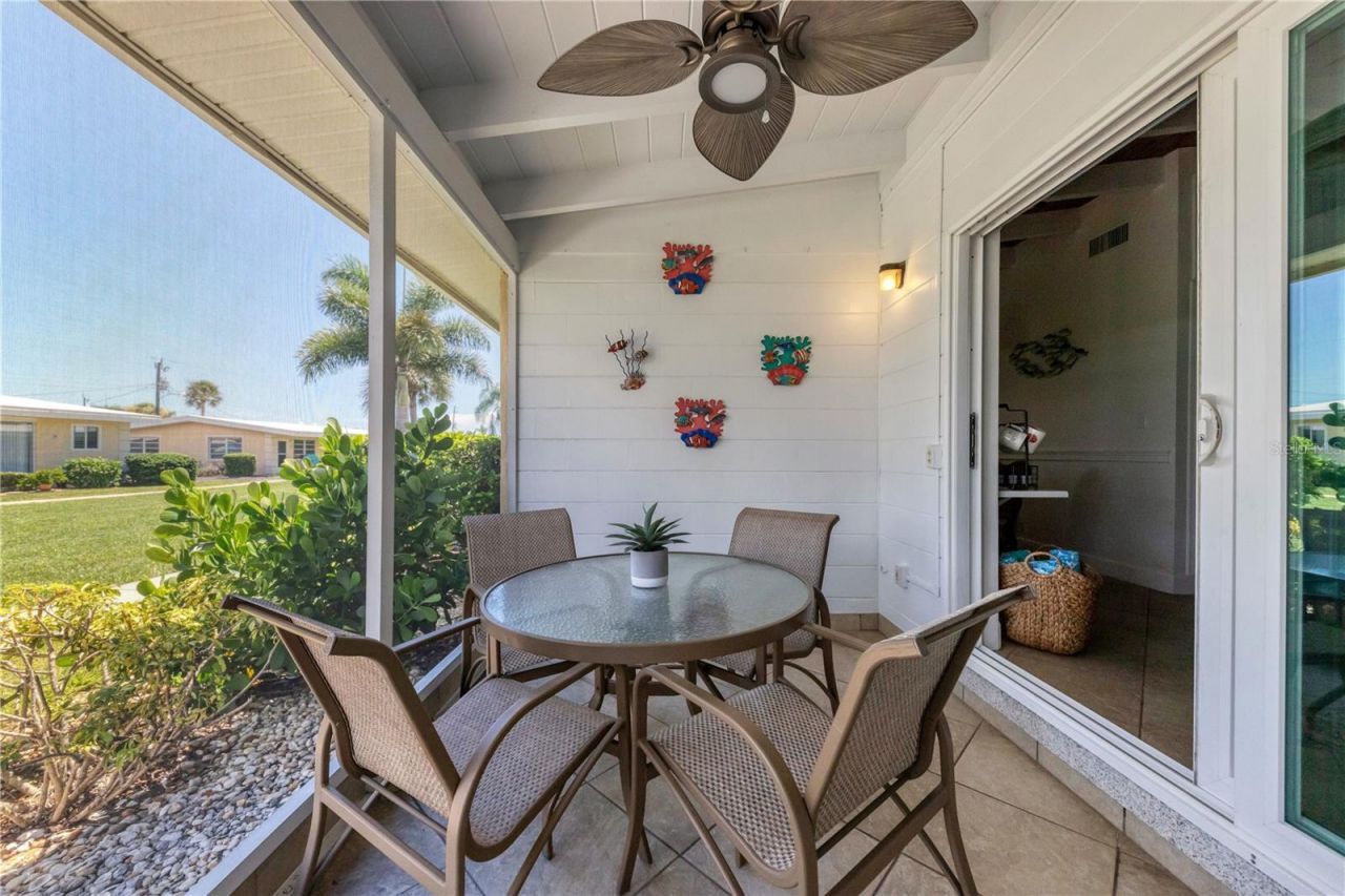 6006 Midnight Pass Road , Unit 16, Sarasota, FL 34242 Photo