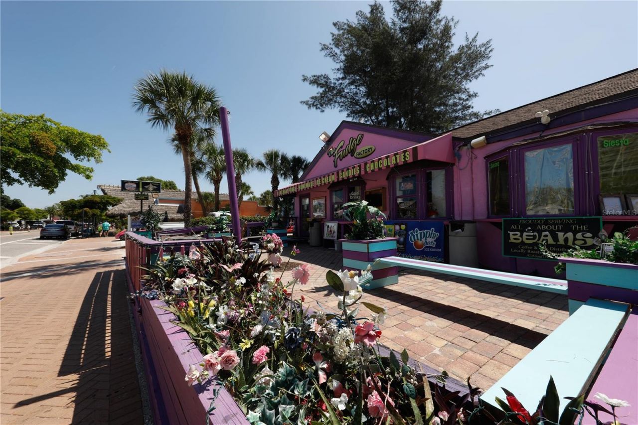 6006 Midnight Pass Road , Unit 16, Sarasota, FL 34242 Photo