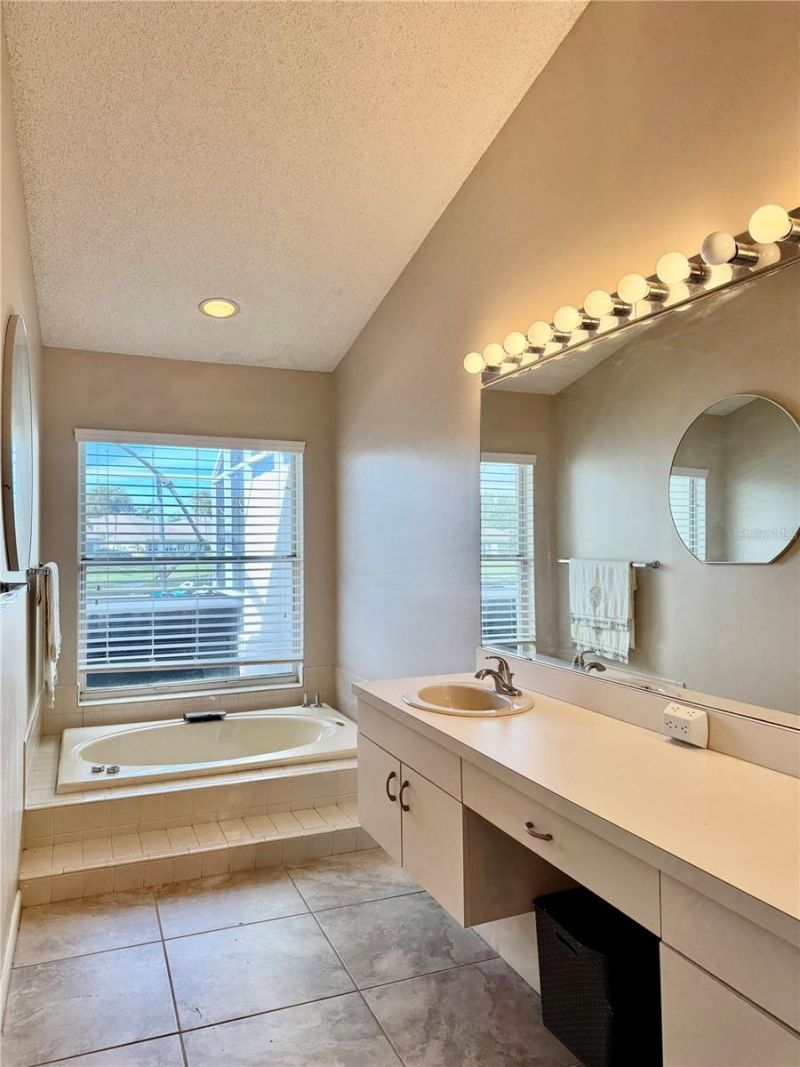 4720 Peridia Boulevard E, Bradenton, FL 34203 Photo