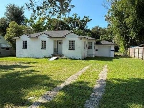 2312 BUTLER STREET , LEESBURG, FL 34748
