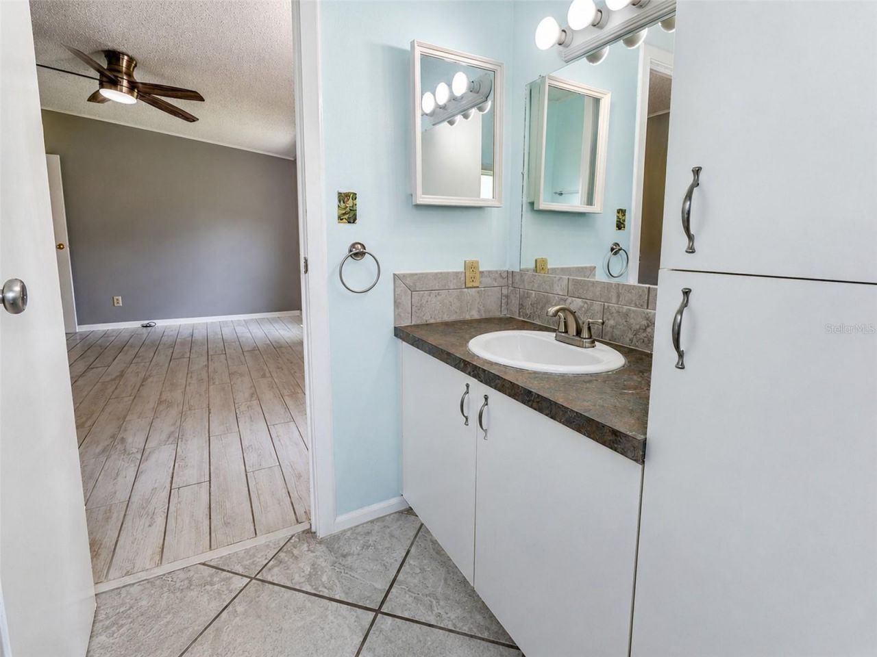 604 Topside Circle , Edgewater, FL 32141 Photo