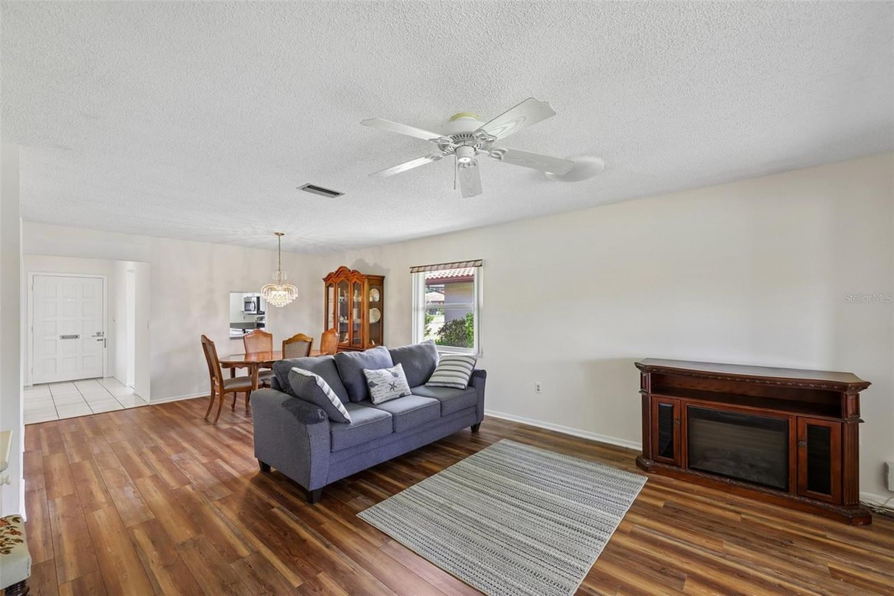 3210 Cambridge Avenue, Bradenton, FL 34207 Photo