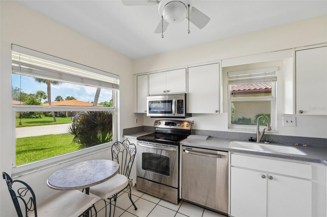 3210 Cambridge Avenue, Bradenton, FL 34207 Photo