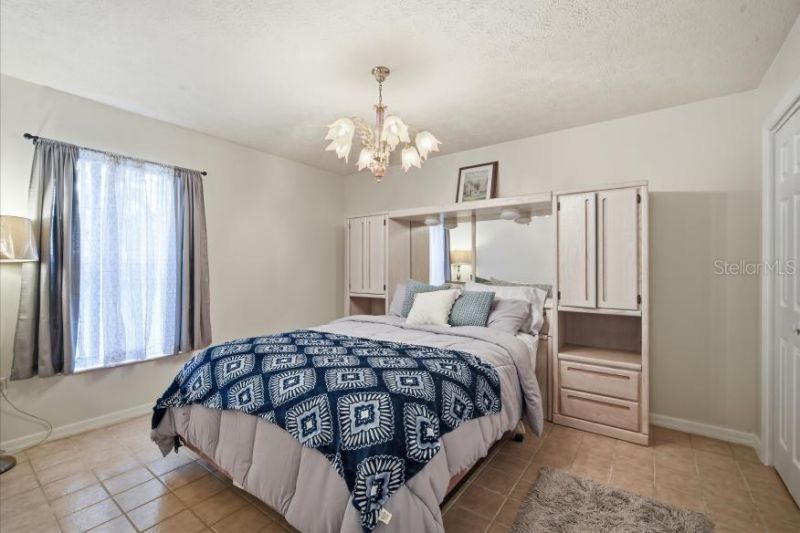 483 Lincoln Avenue, Masaryktown, FL 34604 Photo