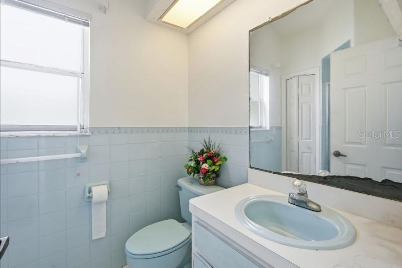 483 Lincoln Avenue, Masaryktown, FL 34604 Photo