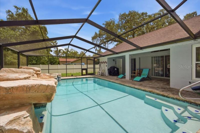 483 Lincoln Avenue, Masaryktown, FL 34604 Photo