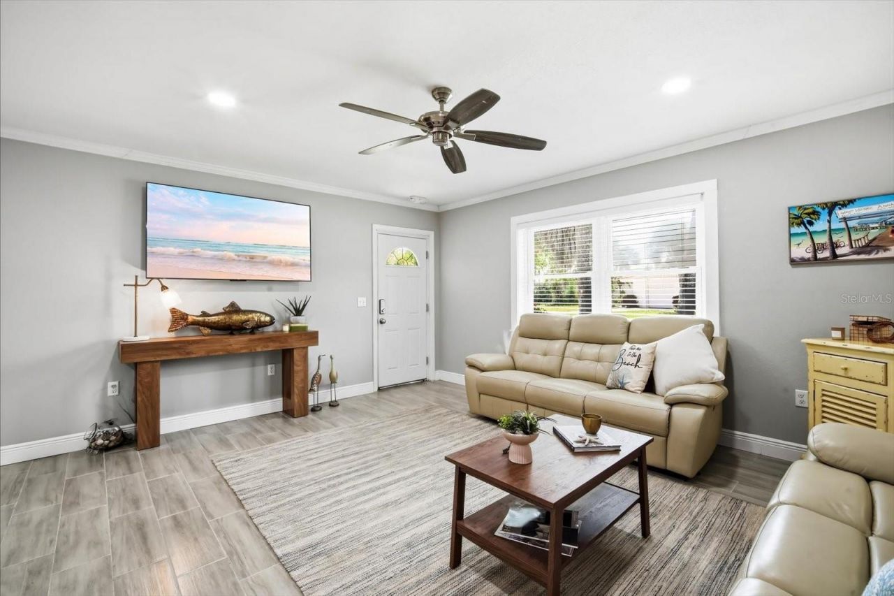 206 75th Street, Holmes Beach, FL 34217 Photo